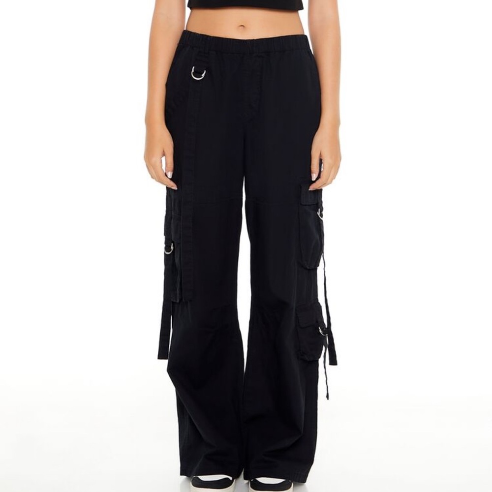 NWT BLACK UTILITY CARGO PANTS